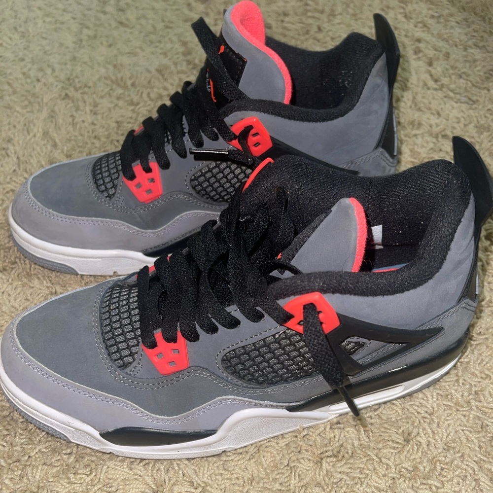 Nike Air Jordan 4. Retro Infrared(GS). Worn a couple time but still look new.